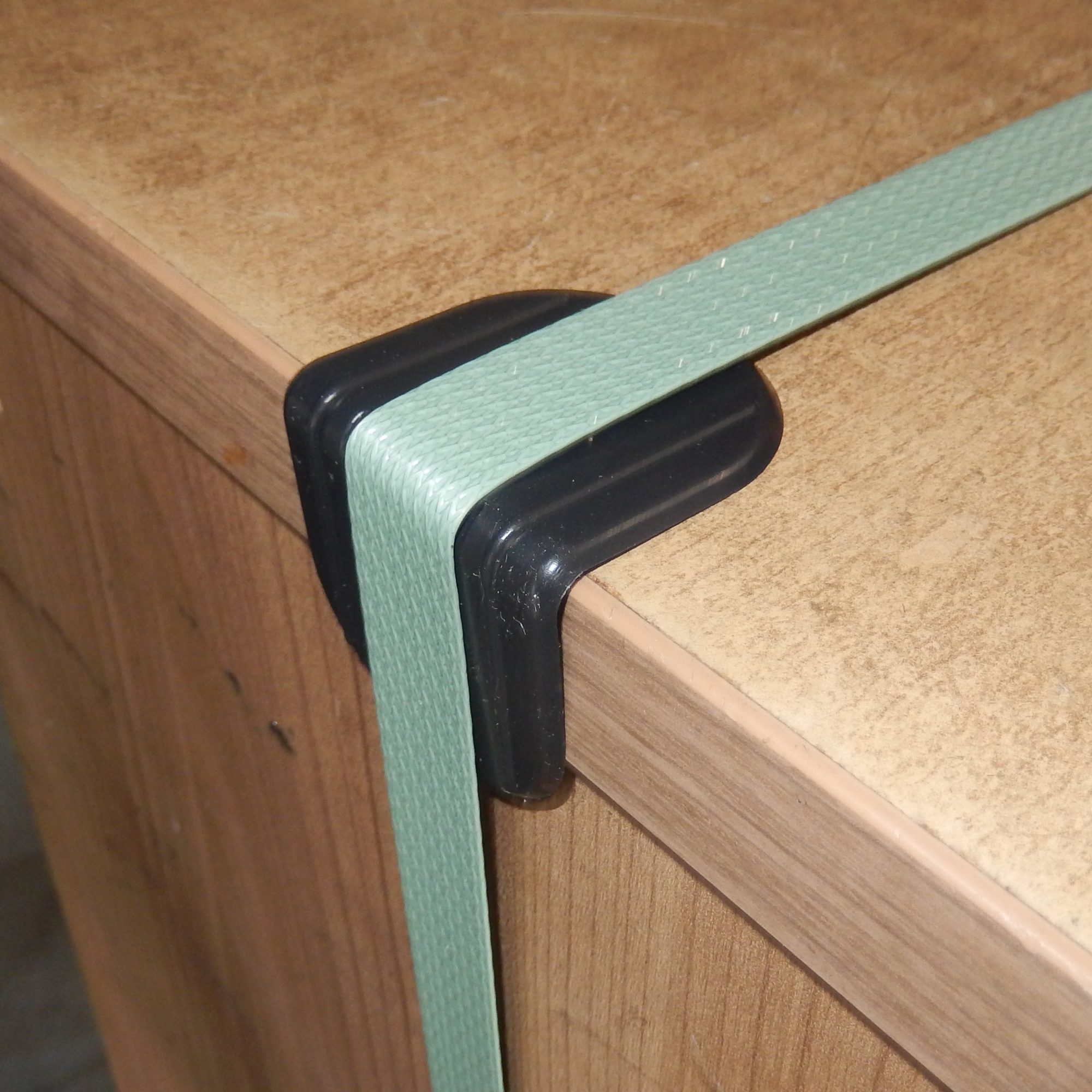 Plastični ugaonici 40x40mm - 1500 kom.
