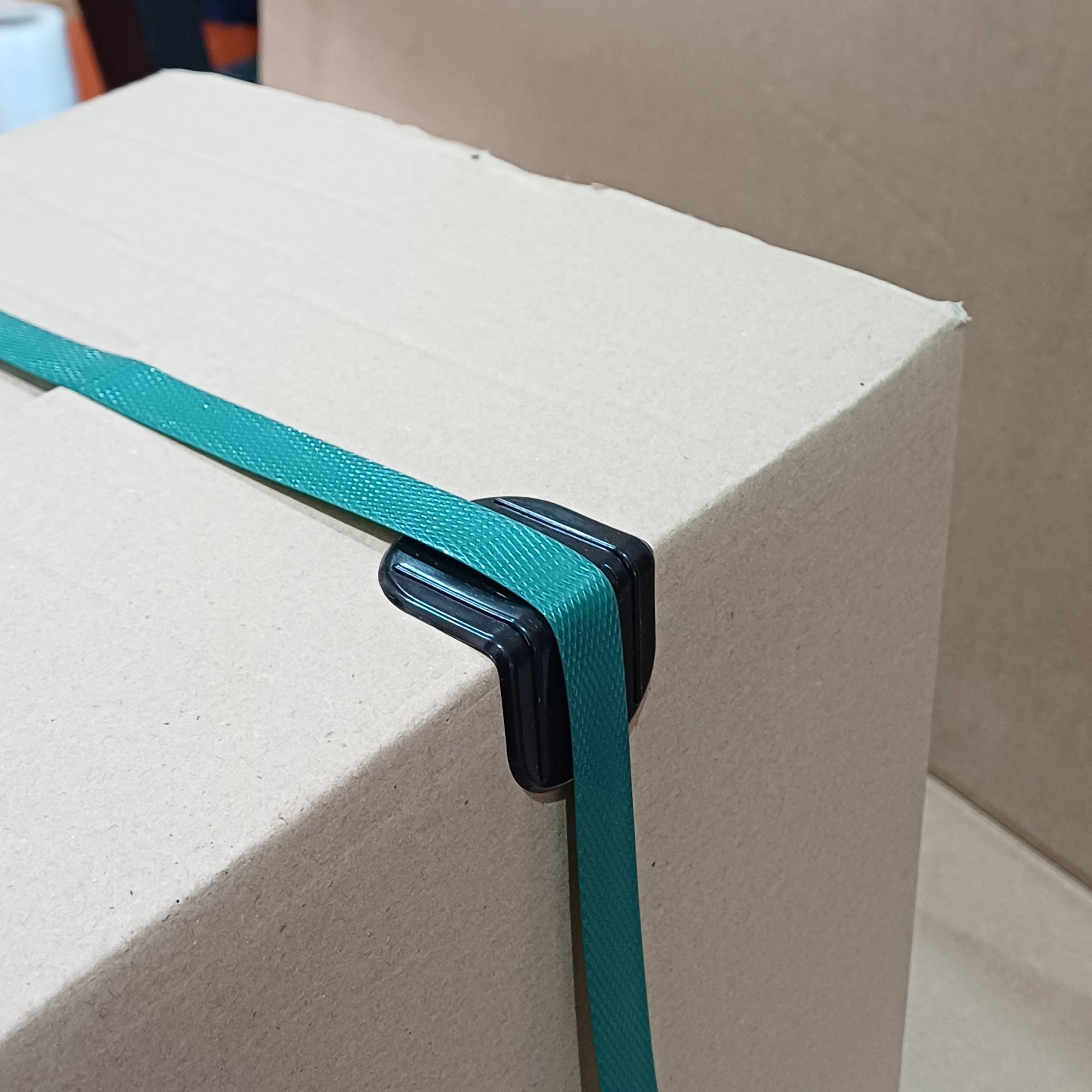 Plastični ugaonici 40x40mm - 1500 kom.
